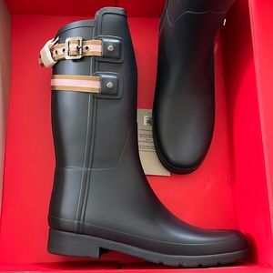 Hunter Boots - Navy size US 8 /EU 39